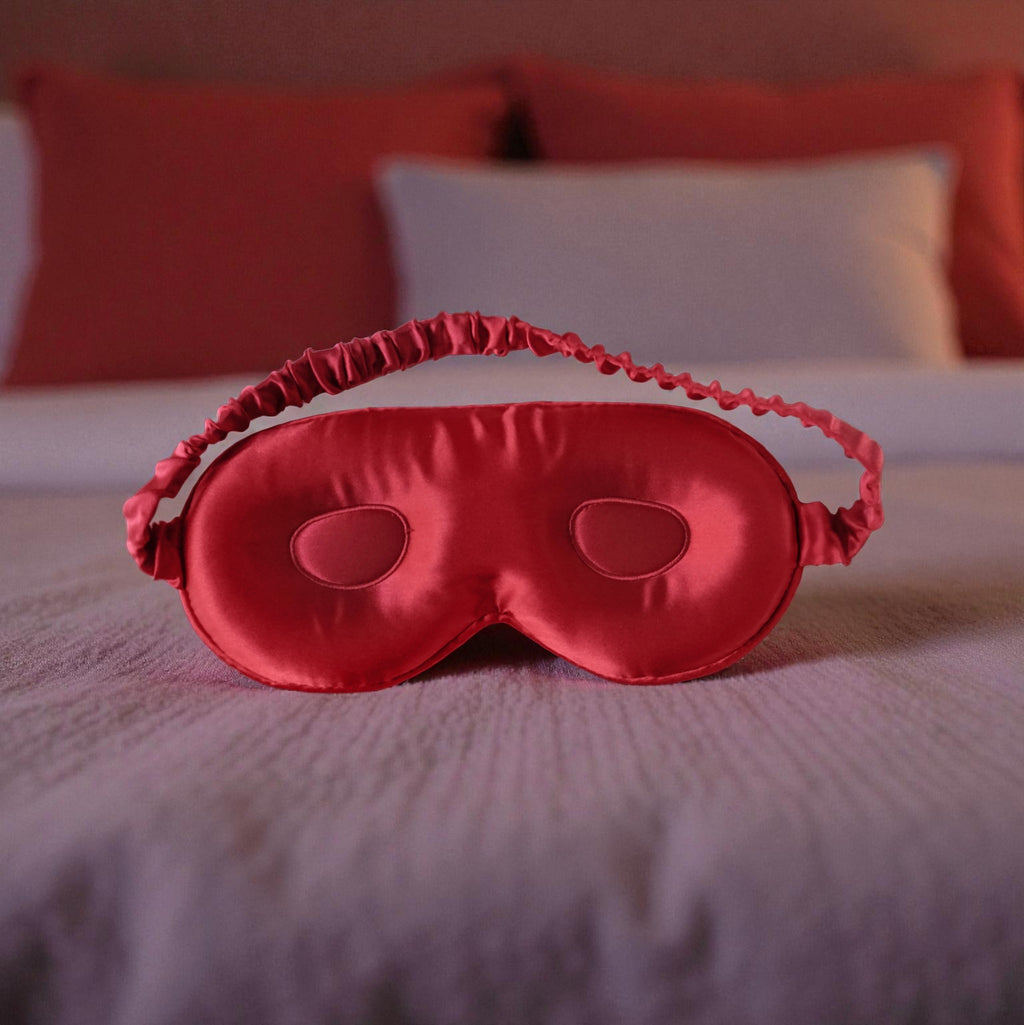Lichtabschirmende Schlafmaske aus 100% Maulbeerseide für erholsamen Schlaf