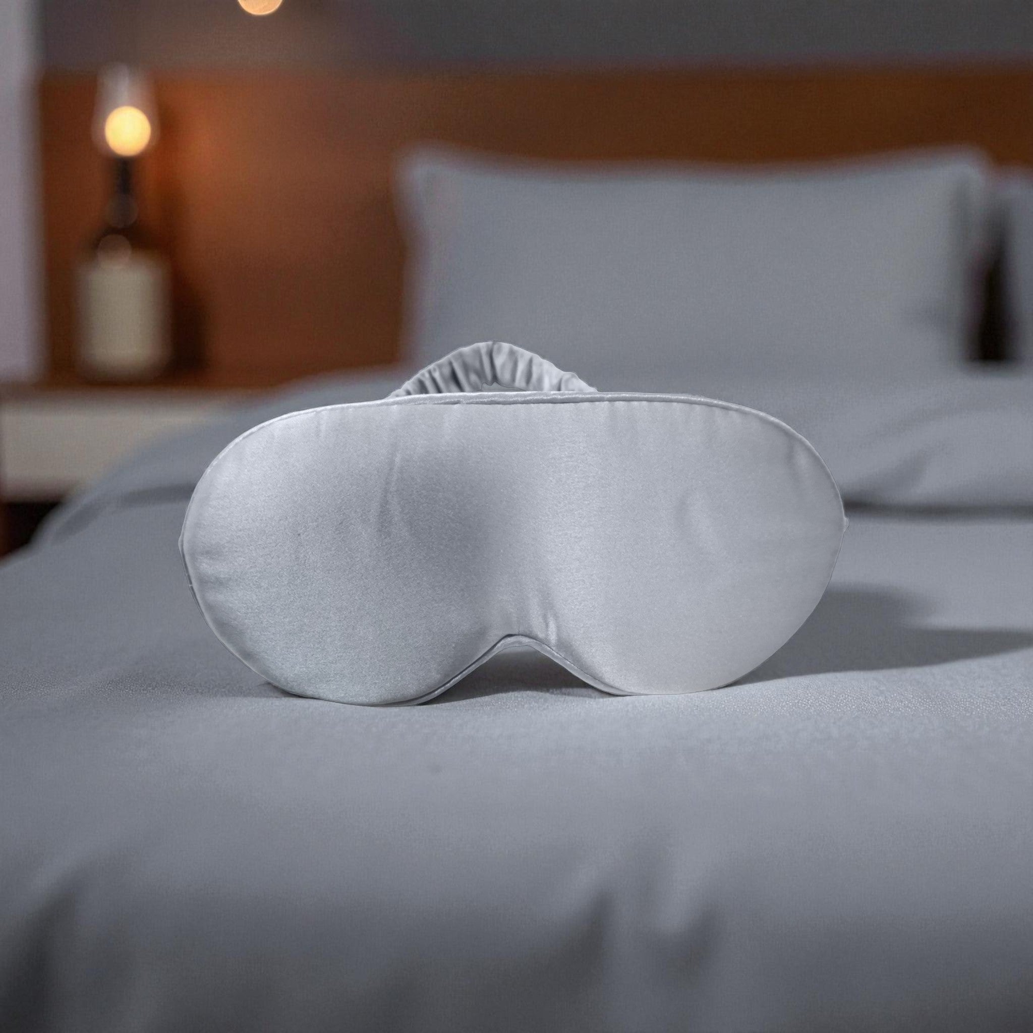 Lichtabschirmende Schlafmaske aus 100% Maulbeerseide für erholsamen Schlaf